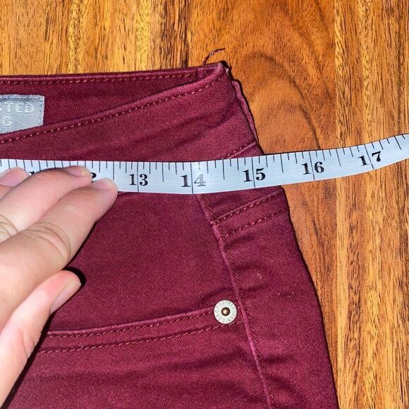 Aeropostale Deep Red High Waisted Skinny Jeans Womens Size 6 - Picture 6 of 10